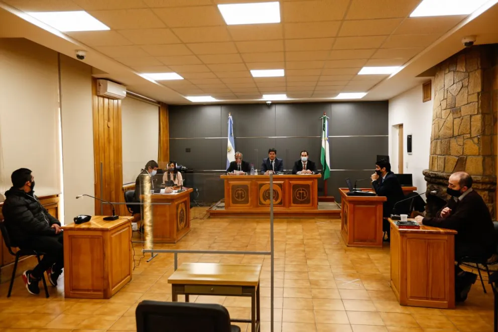 Cinco años de prisión para un hombre que en un robo ató a una mujer y sus dos hijas