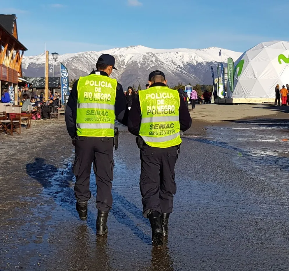 Agredieron a un empleado de seguridad en Catedral por intentar identificar a tres obreros