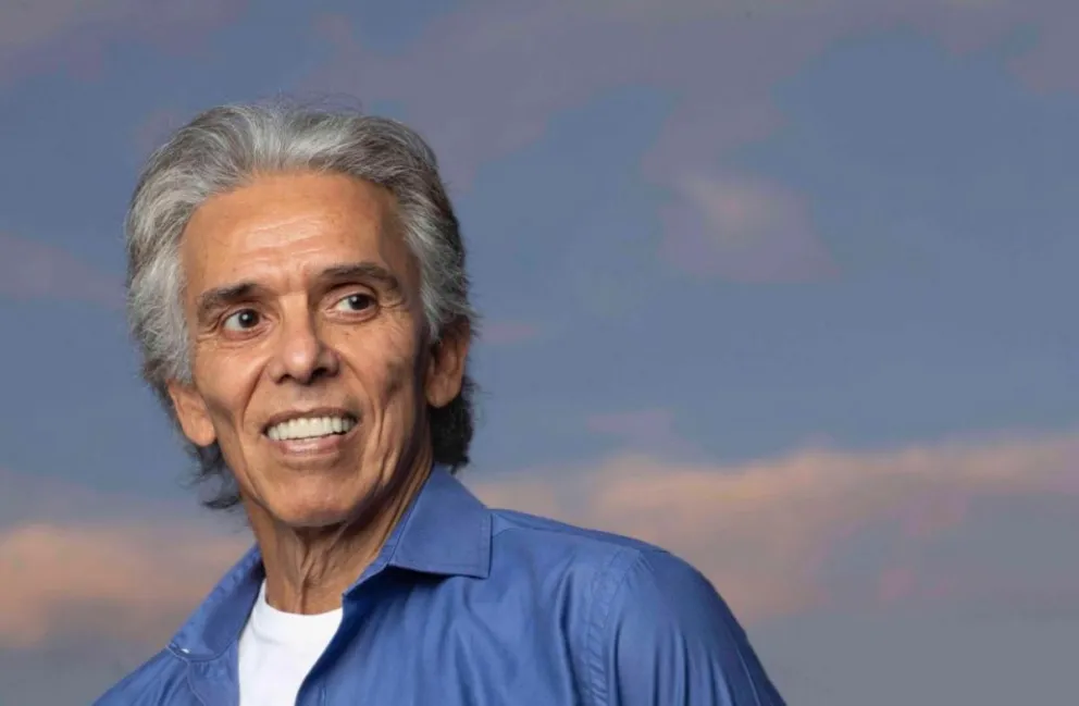 “He ido más de turista que como cantante”