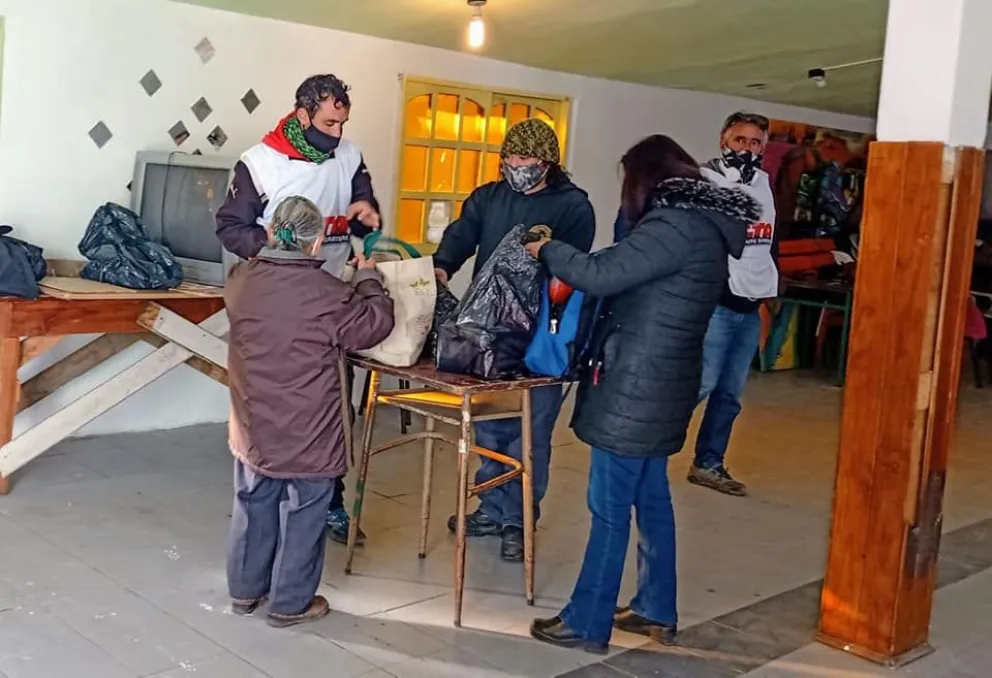 Entregaron la mitad de la mercadería resultado de la choripaneada solidaria