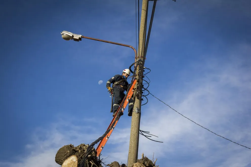 Estarán varias horas sin luz