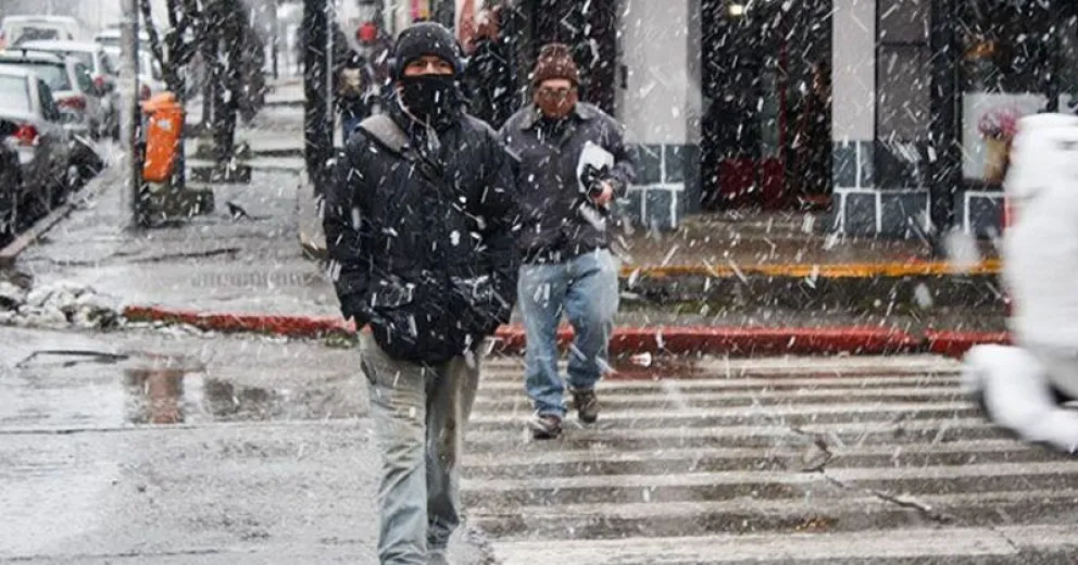 El tiempo desmejora y podría nevar en Bariloche este jueves  