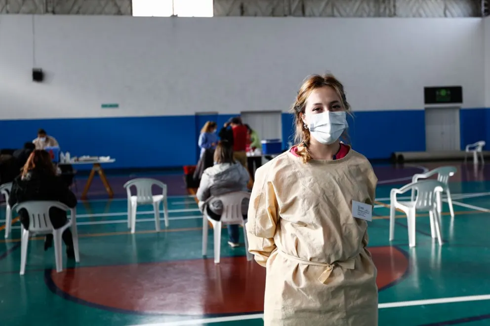 Este miércoles empiezan a vacunar a los mayores de 35 años