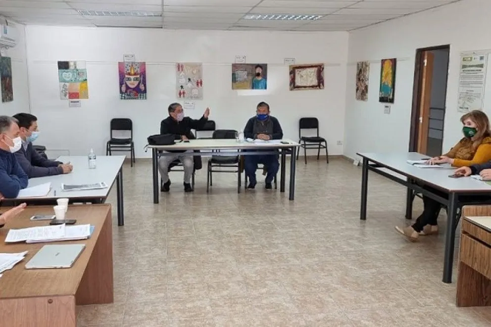 Reunión con ATE y UPCN para concursos de Personal de Servicio de Apoyo en las escuelas