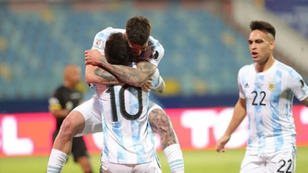 Con un Messi encendido Argentina goleó y está en semifinales de la Copa América