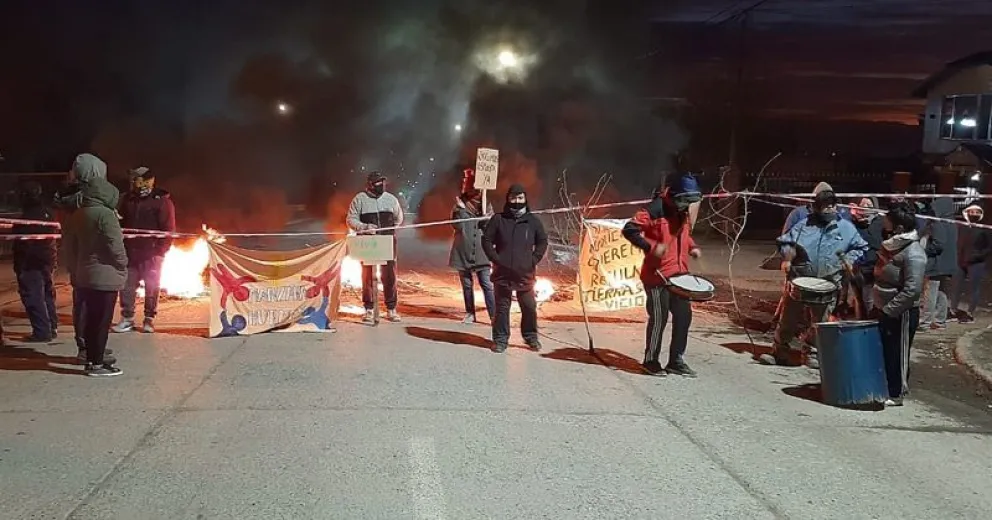 Un grupo de vecinos cortó Elordi por un reclamo