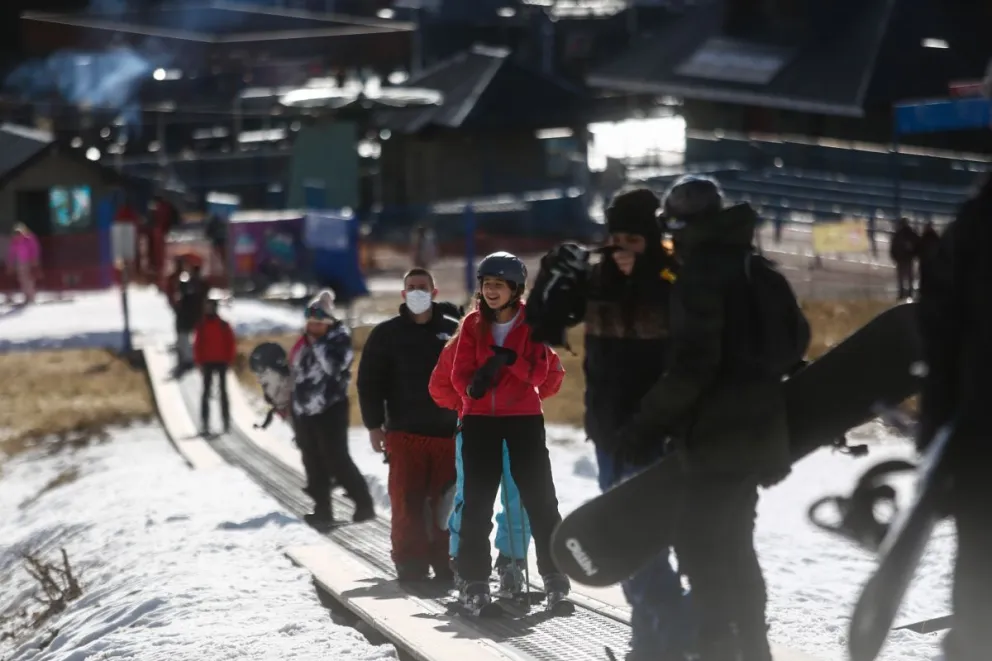 Las nevadas naturales se hacen esperar pero la nieve técnica ofrece variantes