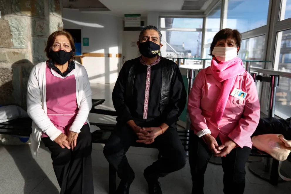 Comienza la campaña solidaria de las Damas de Rosa para juntar pañales para el Hospital 