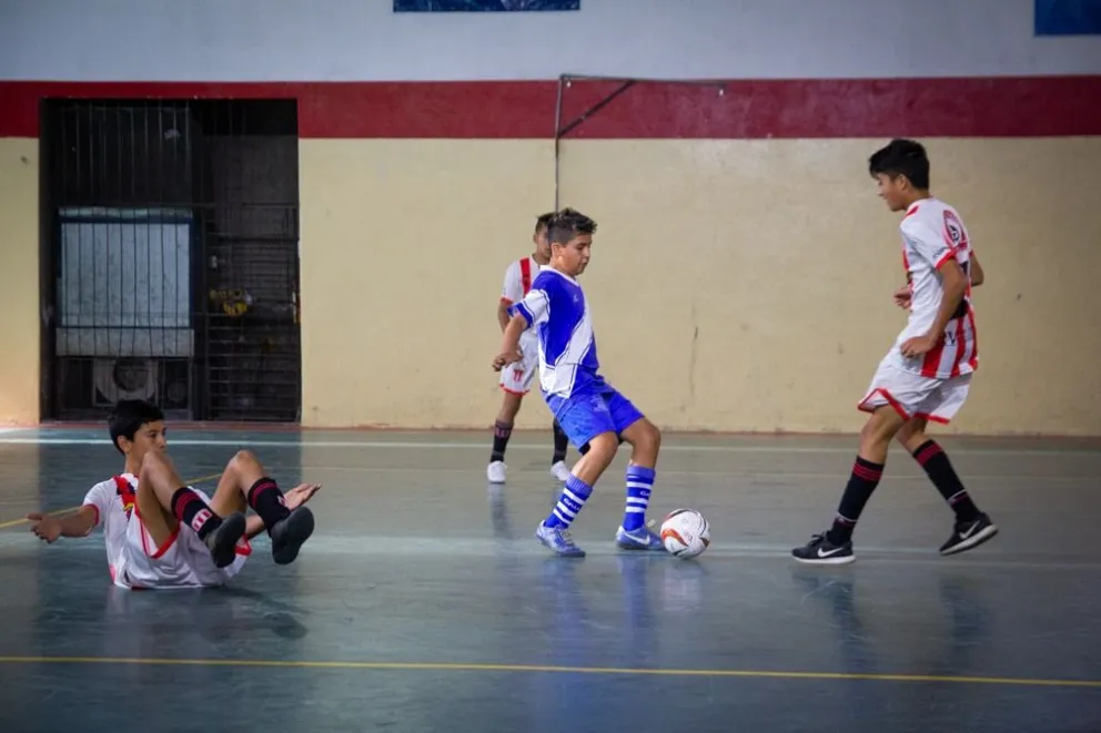 Arranca la Primera de honor del futsal con tres punteros