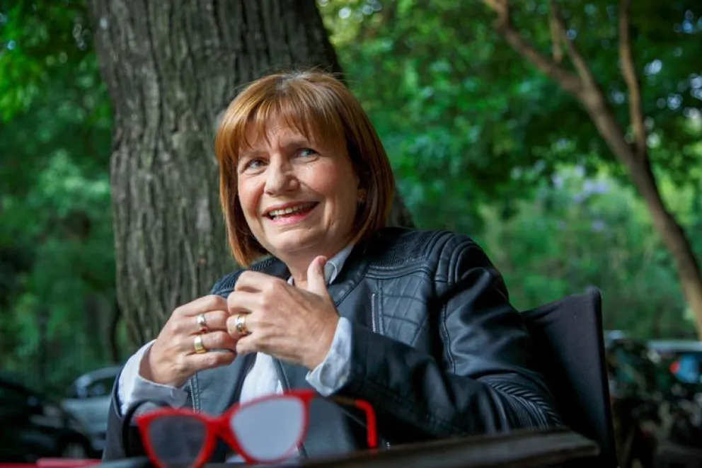 Patricia Bullrich: "Alguna vez armé una molotov, pero ya me olvidé"