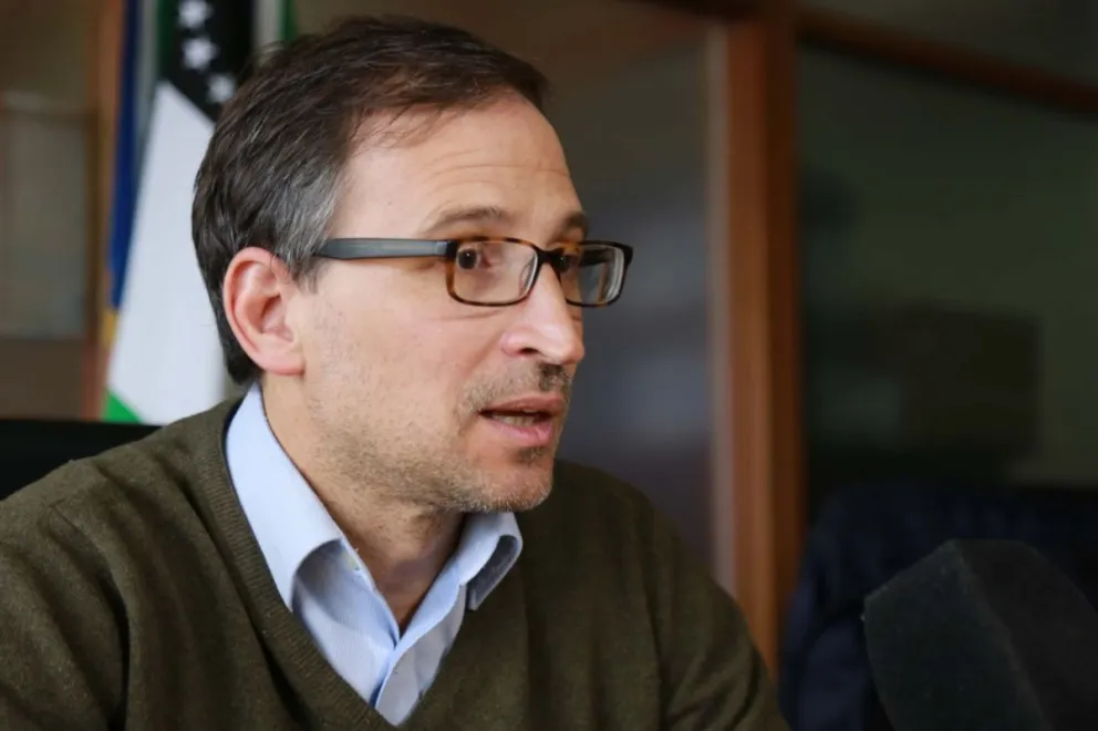 Agustín Domingo: “La gente se cansó de los partidos políticos nacionales”