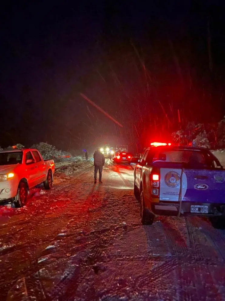 Despejaron la RN 40 y reestablecieron la circulación entre Bariloche y El Bolsón