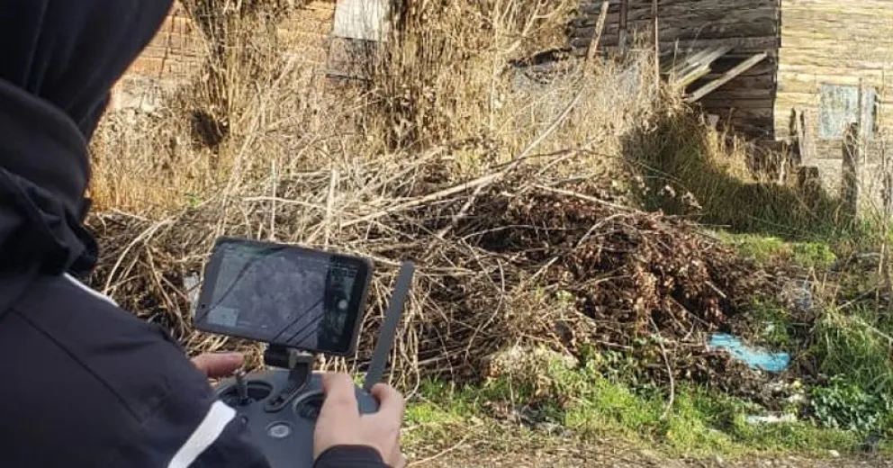 Con dos drones siguen buscando desesperadamente a Andrea Lagos