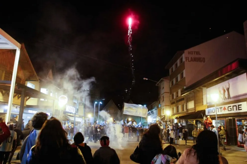 No te pierdas las fotos de los festejos en las calles de Bariloche