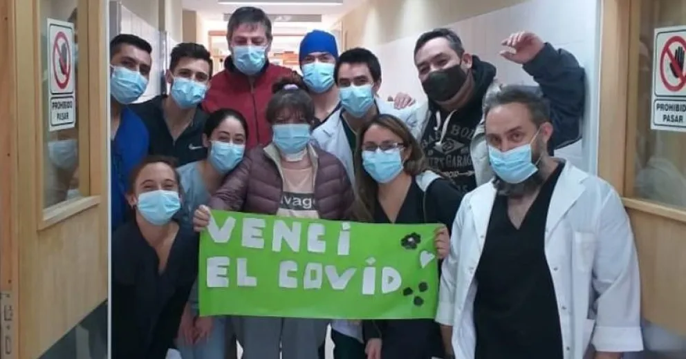 Se recuperó después de más de 50 días internada por COVID