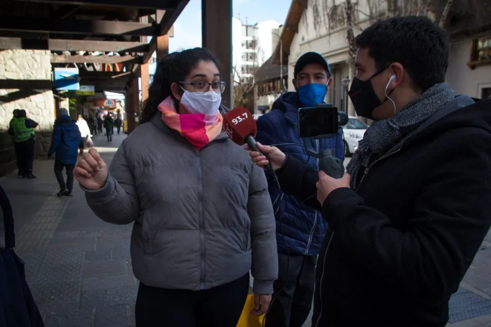 Vinieron por dos días a Bariloche y la grúa les llevó el auto 