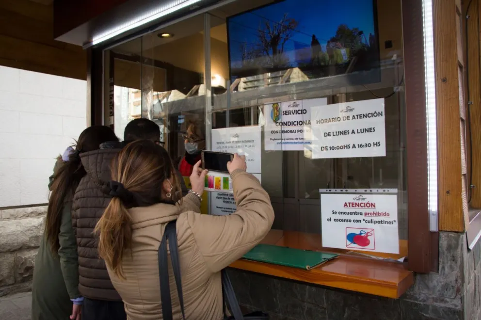 Reunión de autoridades para habilitar el ingreso de turistas brasileños