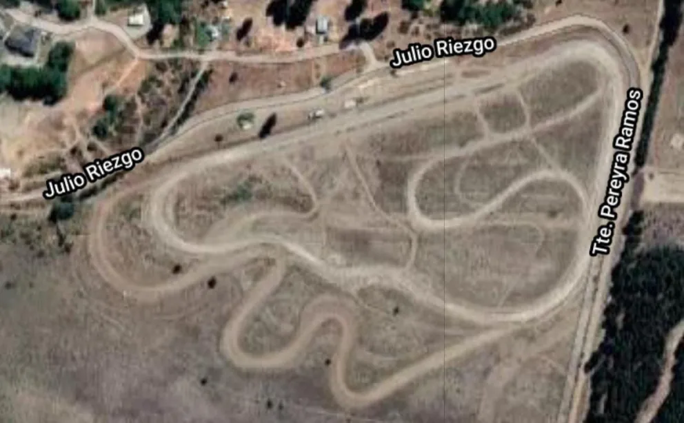 El minicross se une al automovilismo