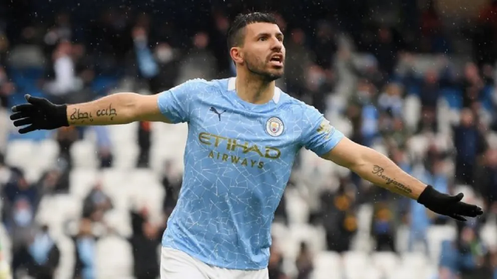 Manchester City lanzó una camiseta homenaje al Kun Agüero