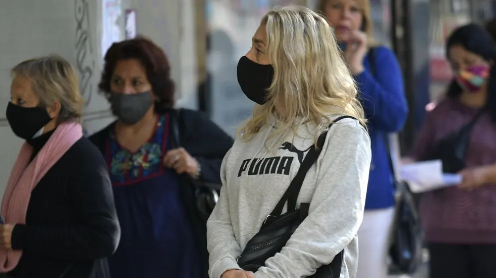 Mujeres podrán jubilarse con aportes por tareas de cuidado familiar: de qué se trata