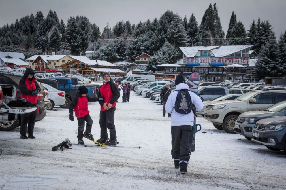 A pesar de la falta de nieve, hay turistas en Catedral 