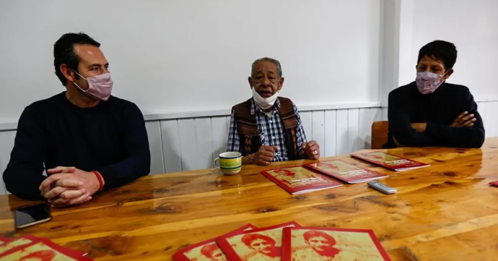 Wilge Delgado presentó “Una vida llena de lagunas”  