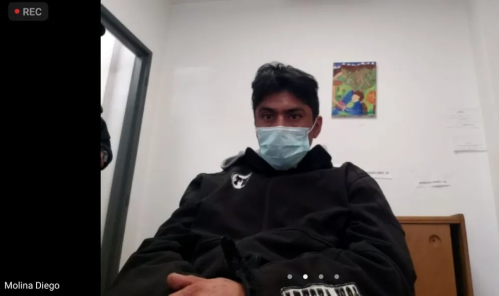 Seguirá detenido por cuatro meses el sujeto que hirió de un disparo a una joven