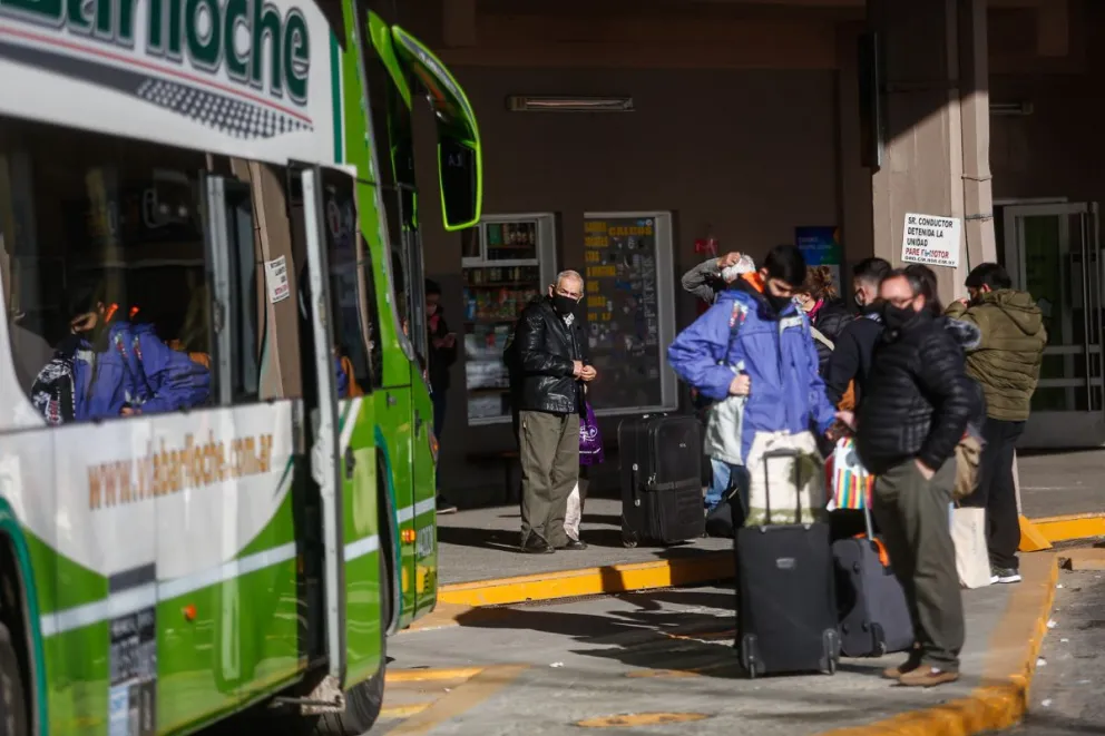 Realizarán testeos psicofísicos a choferes de micros de viajes de larga distancia