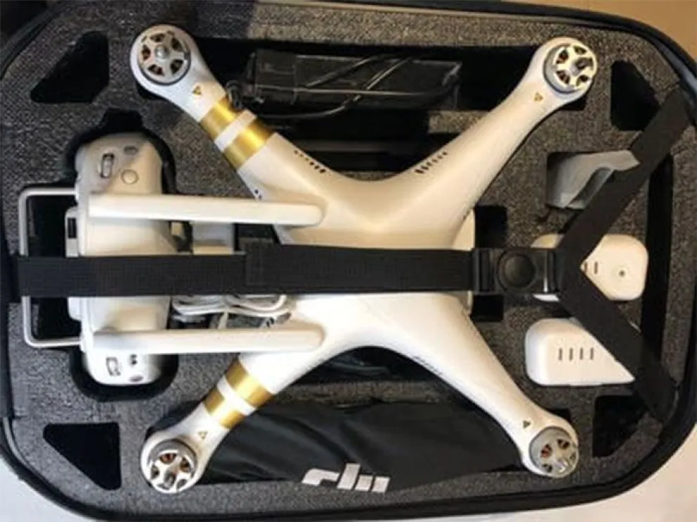 Le robaron los equipos a un fotógrafo