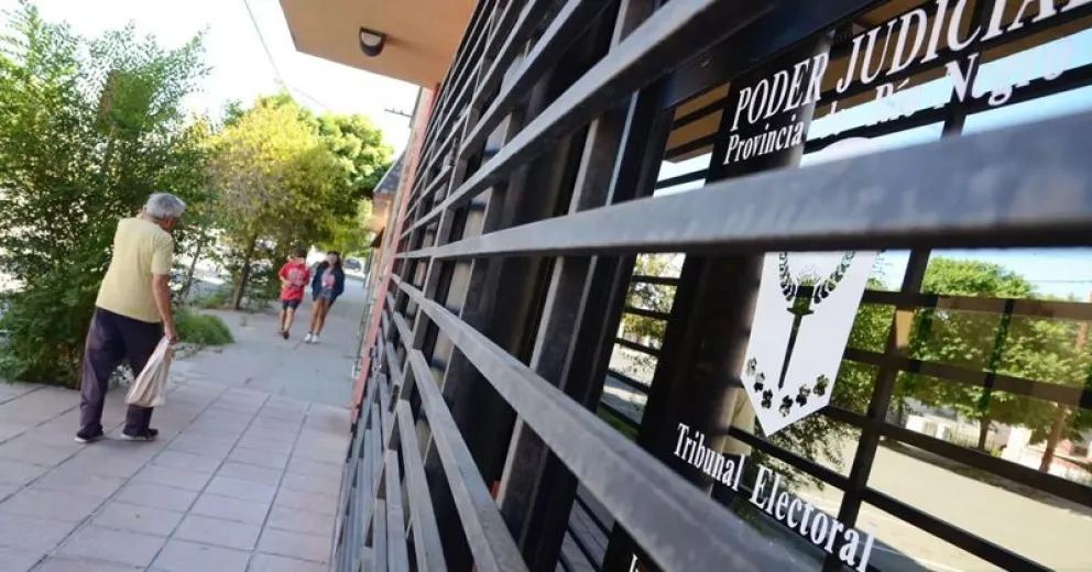 Sanciones a partidos políticos por no cumplir con la apertura de cuentas bancarias