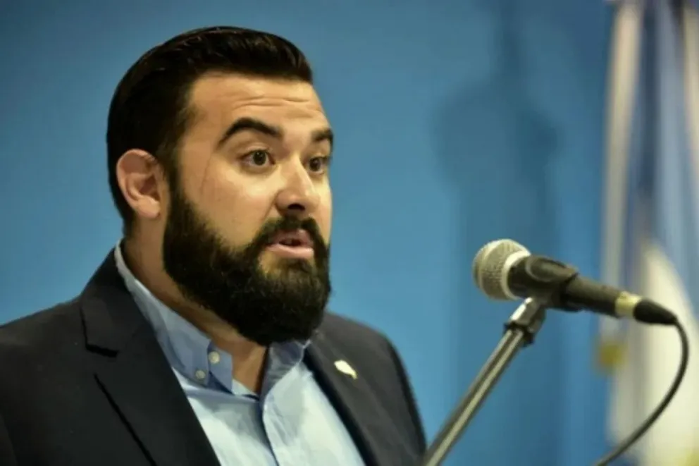 Suárez Colman se bajó de las PASO y le dejó el camino libre a Tortoriello